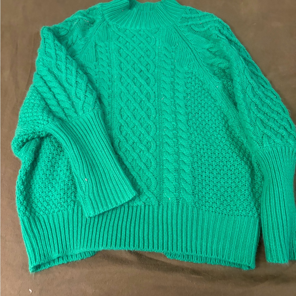 Green Cable Knit Women's Sweater